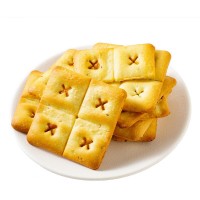 蓋能食品 梅干脆餅干 夾心薄脆休閑零食禮包吃貨餅干廠家整箱批發(fā)